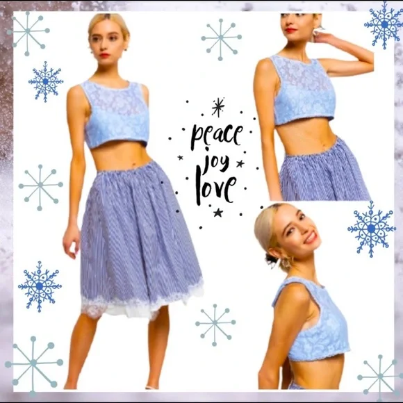 Lace Crop Top by POL in Crystal Blue - Picture 8 of 8